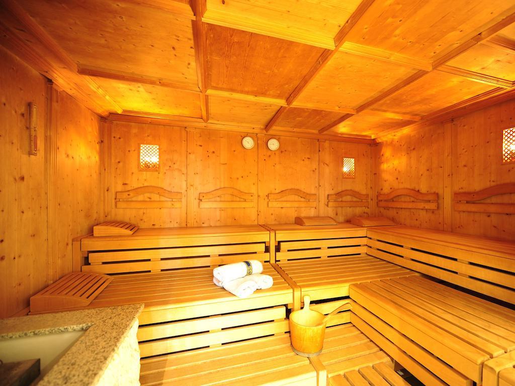 Heart Hotel Arlberg Sankt Anton am Arlberg Bagian luar foto